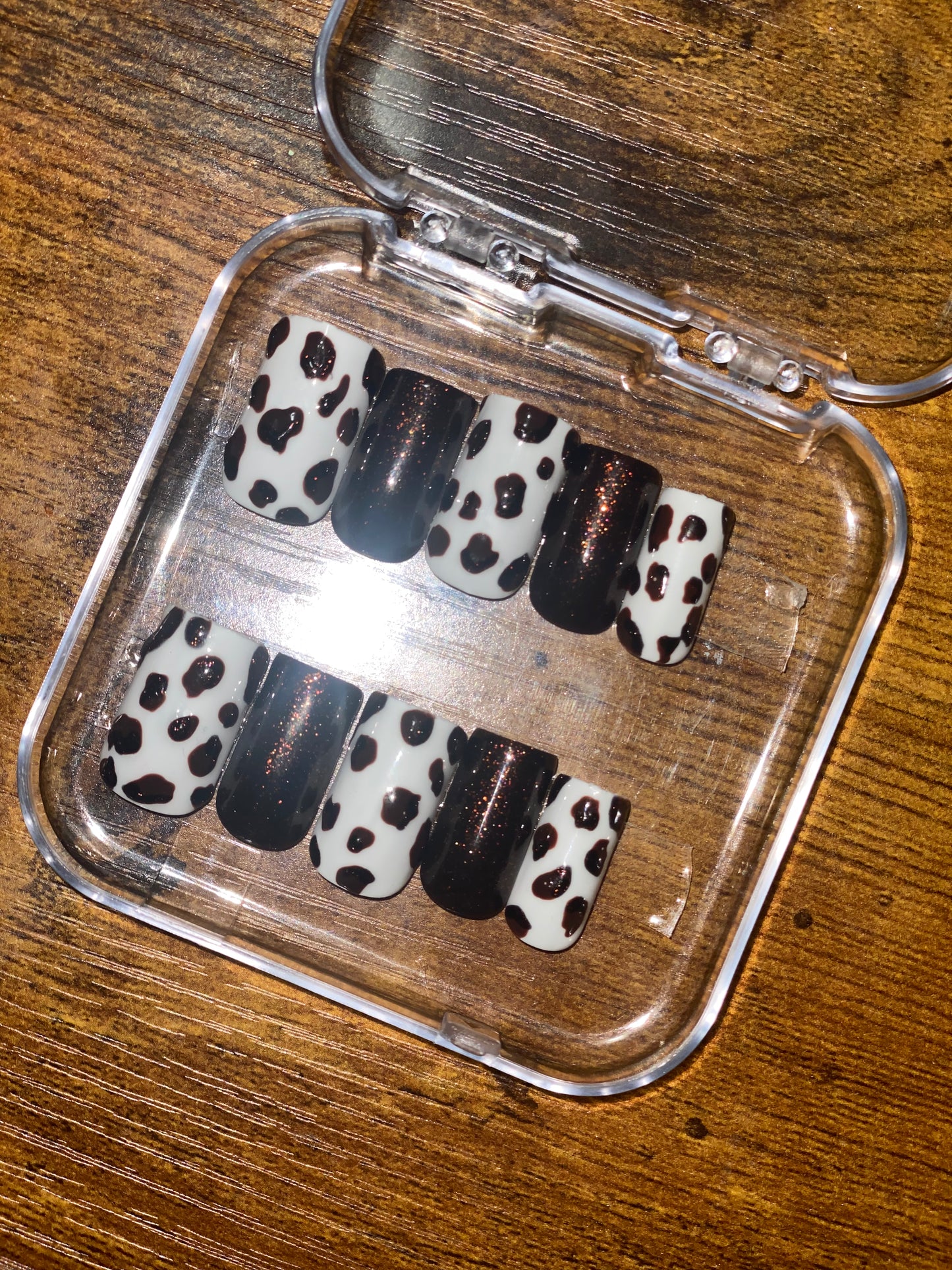 Medium square Cow print