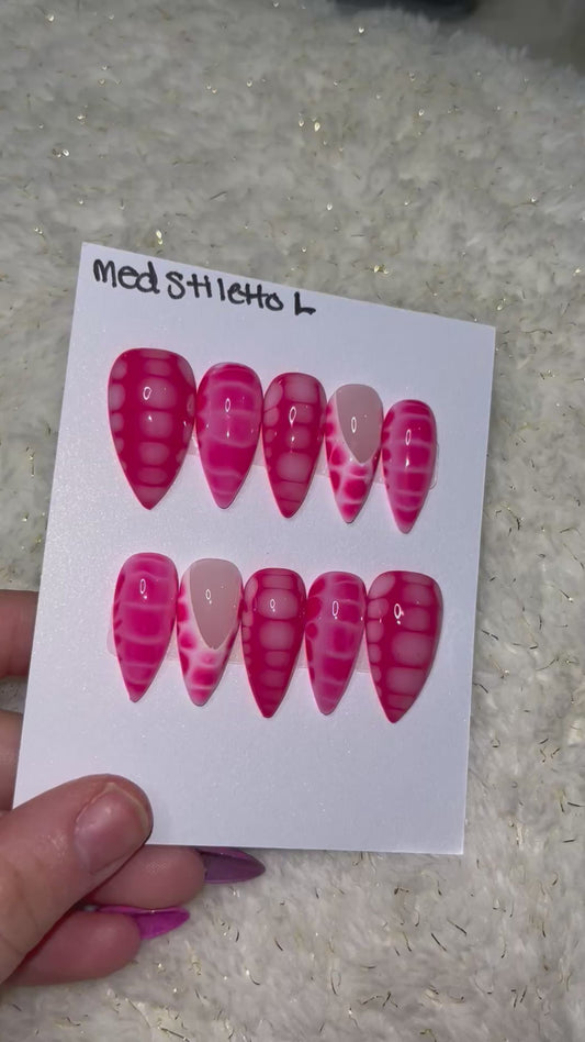 Pink and white blooming gel
